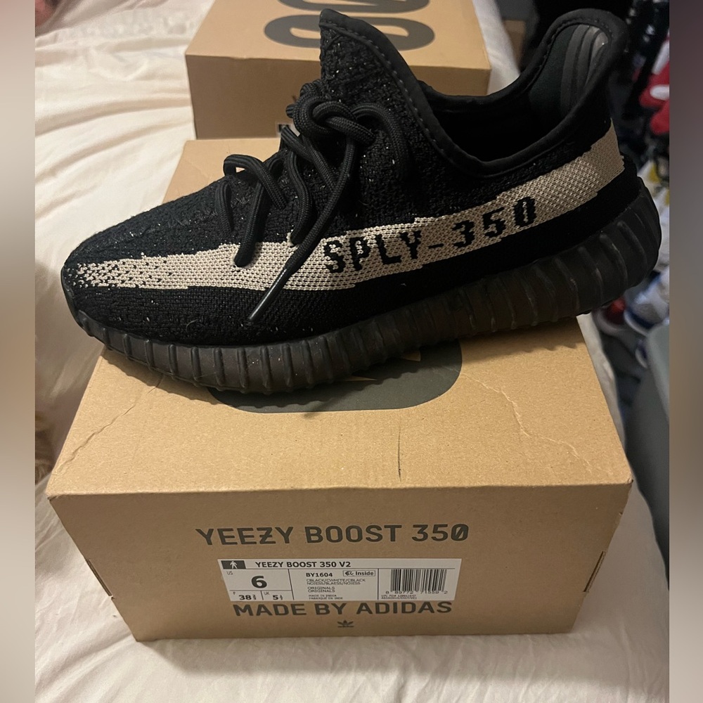 YEEZY 350